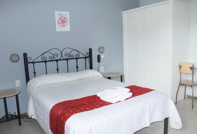 בית מלון כפרי Sienna