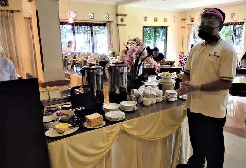 Отель Tangko Inn Resort