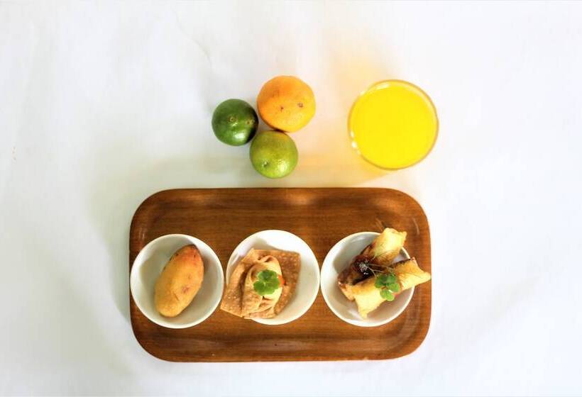 Отель Tangko Inn Resort