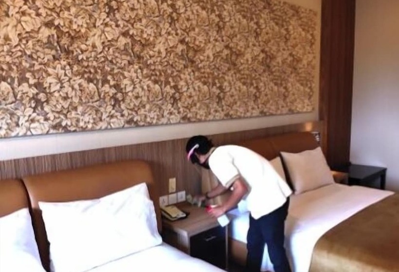 Отель Tangko Inn Resort