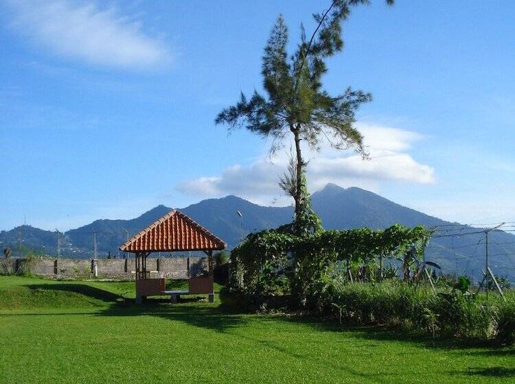 Отель Tangko Inn Resort