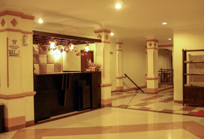 Отель Tangko Inn Resort