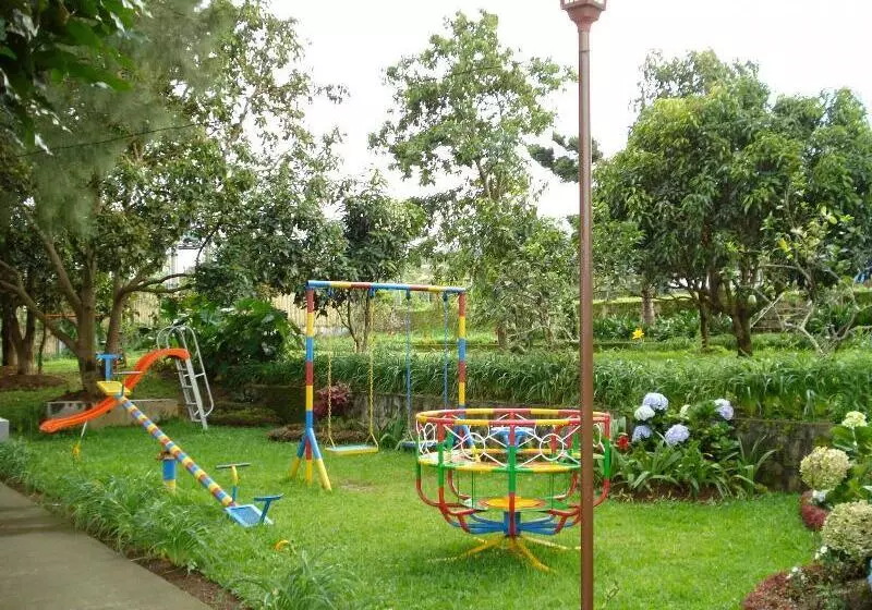 ホテル Tangko Inn Resort