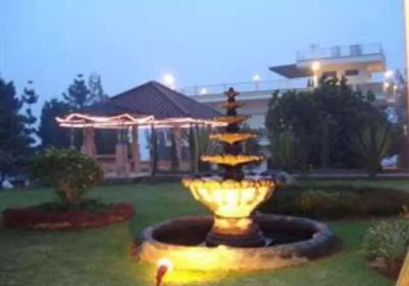 ホテル Tangko Inn Resort
