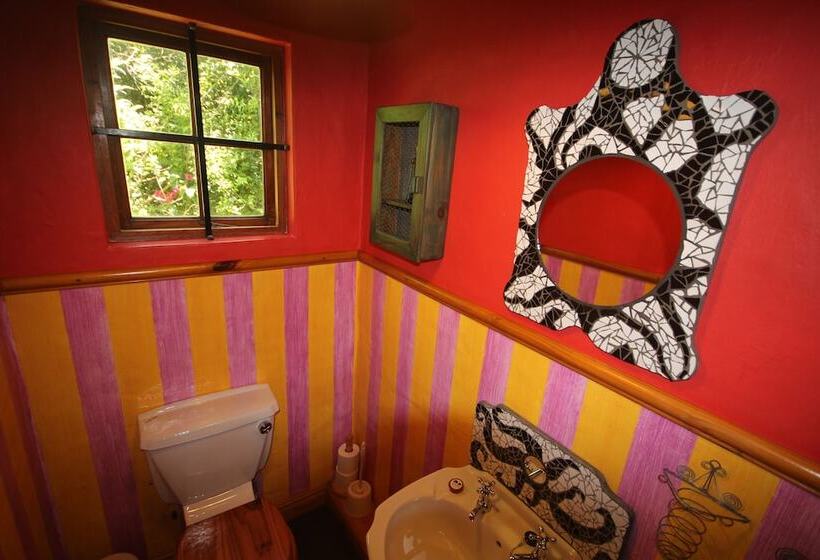 Moon Shine On Whiskey Creek