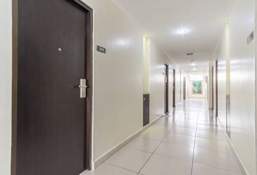 OYO Flagship 1348 Hotel Home Anaya