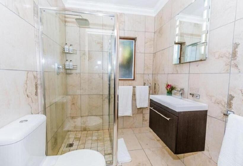 펜션 Le Petit Chateau Guest House