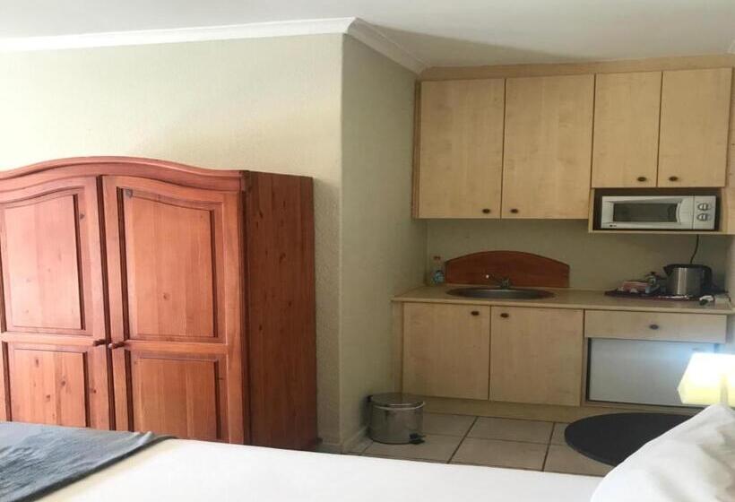 펜션 Le Petit Chateau Guest House