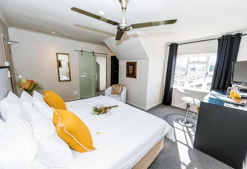 펜션 Le Petit Chateau Guest House