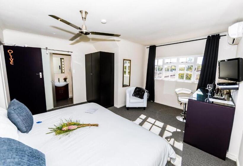 펜션 Le Petit Chateau Guest House