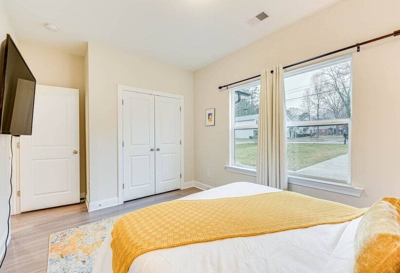 Family Friendly Home ~ 5 Mi To Unc Charlotte!