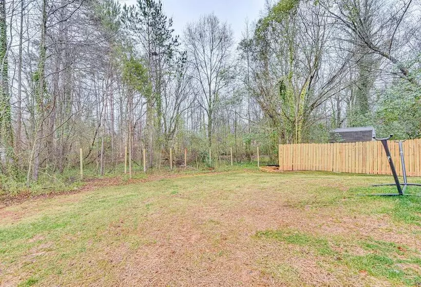 Family Friendly Home ~ 5 Mi To Unc Charlotte!