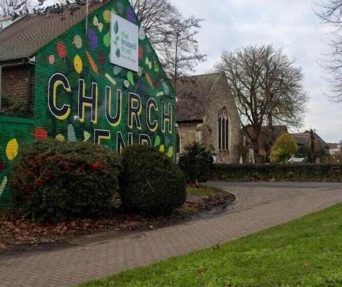 בית מלון כפרי Burren London