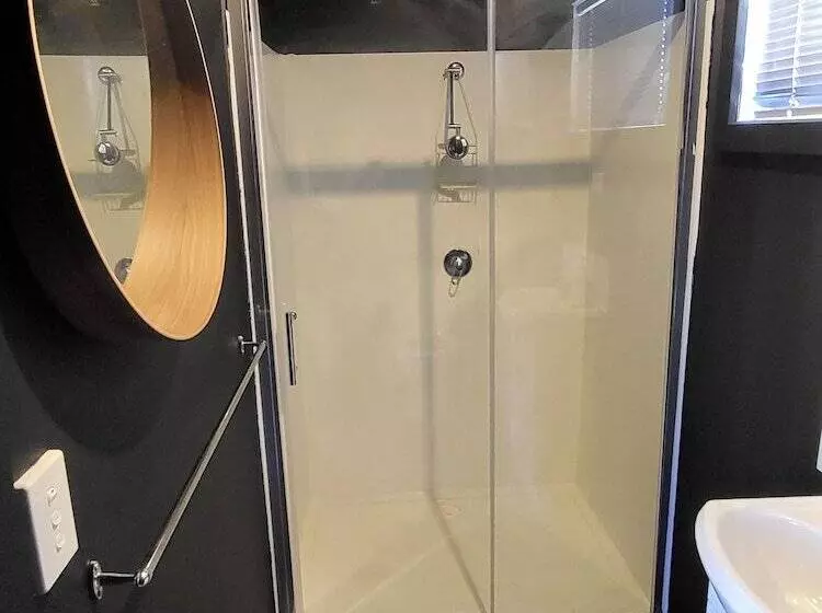 Hotelli Kangaroo Lake C & C Park