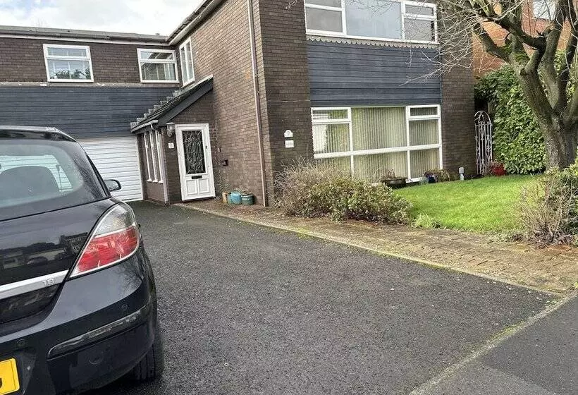 ホテル Lowri Cottage