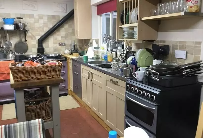 ホテル Lowri Cottage