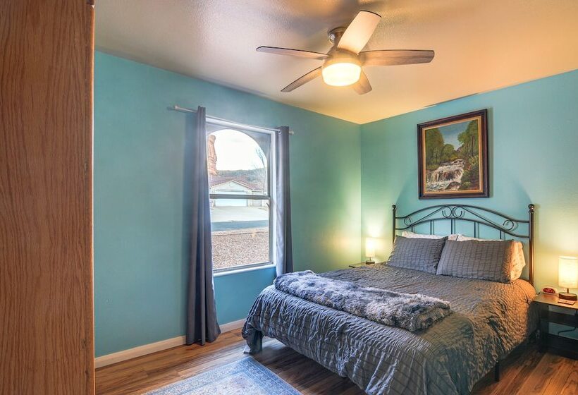 Kanab Home W/ Deck Near Zion National Park!