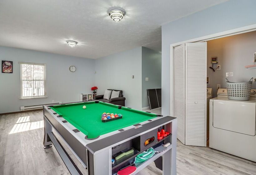 Long Pond Home W/ Private Hot Tub & Game Room