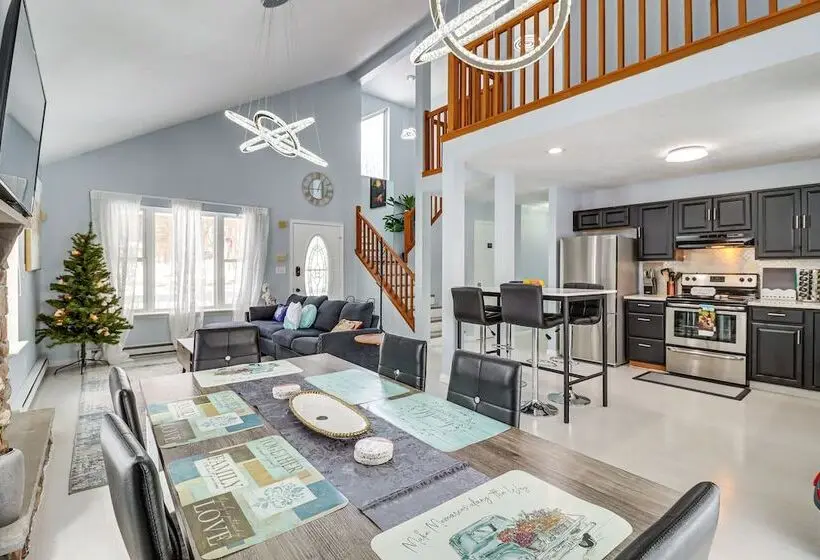 Long Pond Home W/ Private Hot Tub & Game Room
