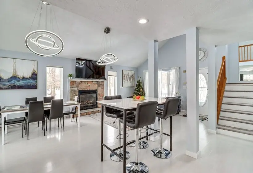 Long Pond Home W/ Private Hot Tub & Game Room