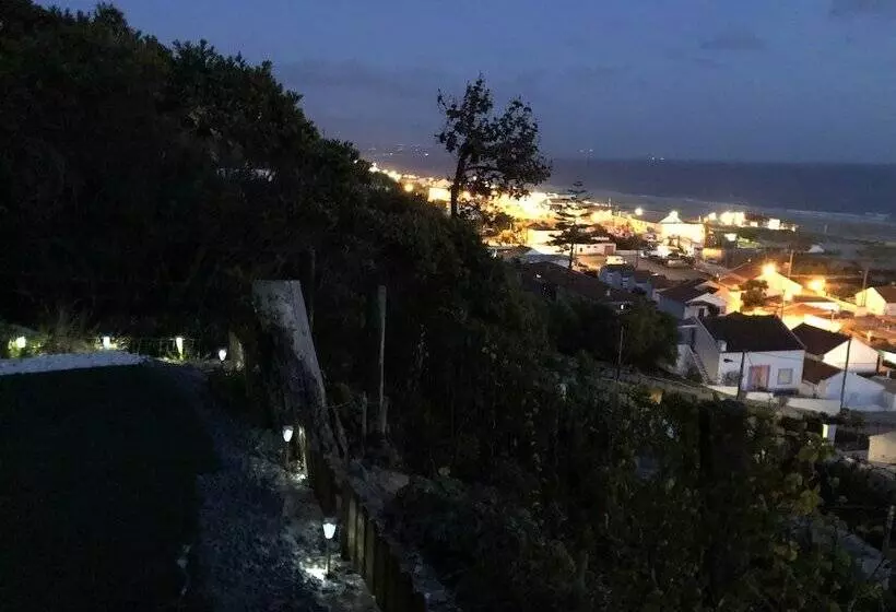 ペンション Fonte Da Telha Cliff House