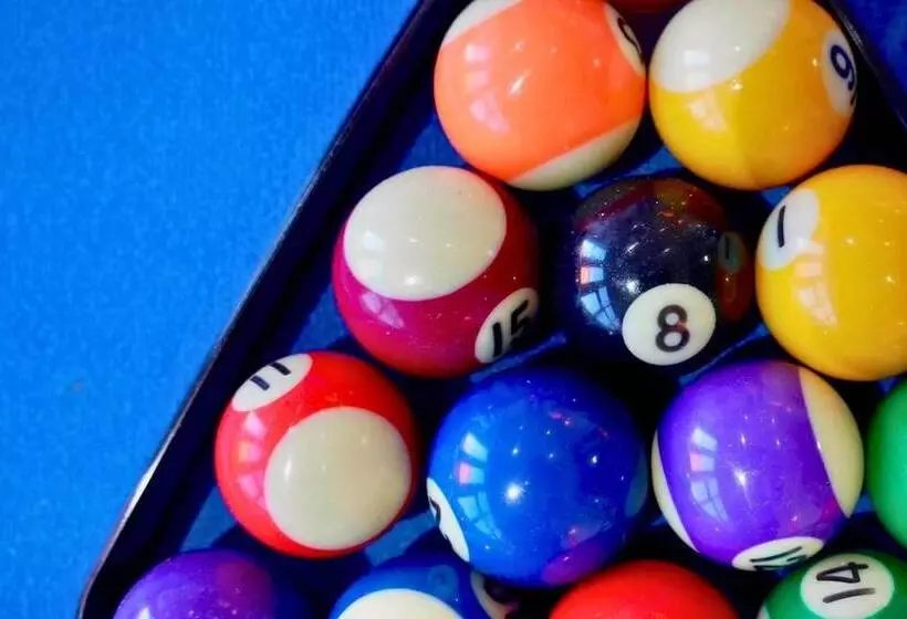 Residenssi Lovely 3 Bed House In Solihull