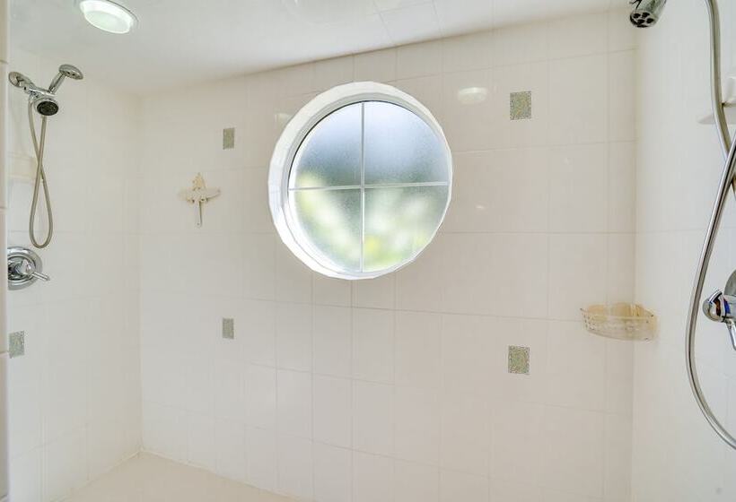 Walk To Lake: Home W/ Screened Porch In Sebring!