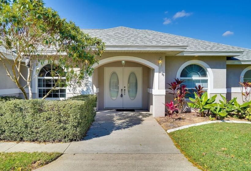 Walk To Lake: Home W/ Screened Porch In Sebring!