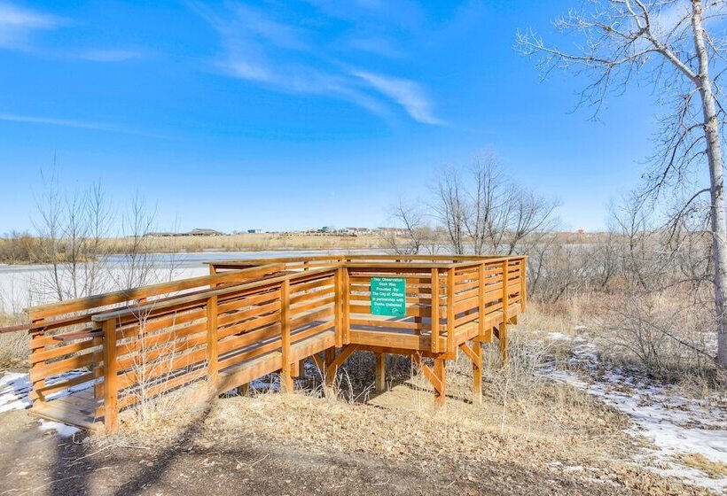 Single Story Gillette Home: Walk To Lake & Trails!