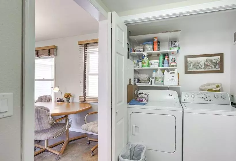 Single Story Gillette Home: Walk To Lake & Trails!