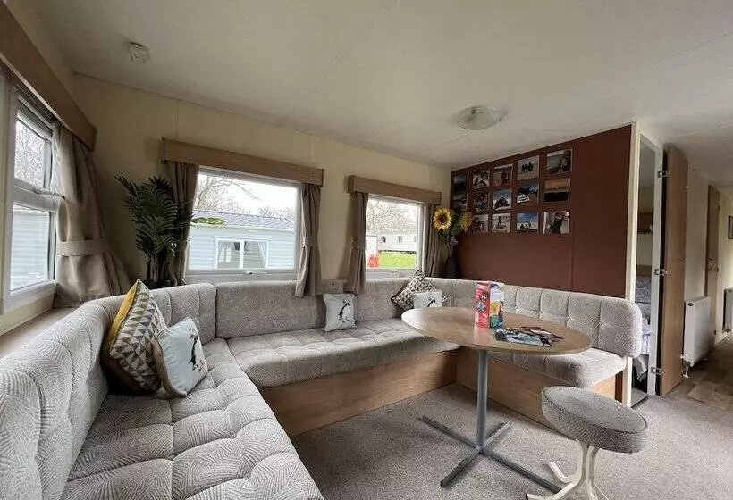 3 Bed Caravan Sea Views Discounted Ferry