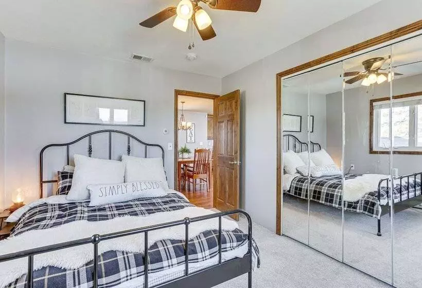 Hot Tub, Pool: 40 Acre Horse Ranch In Kiowa!