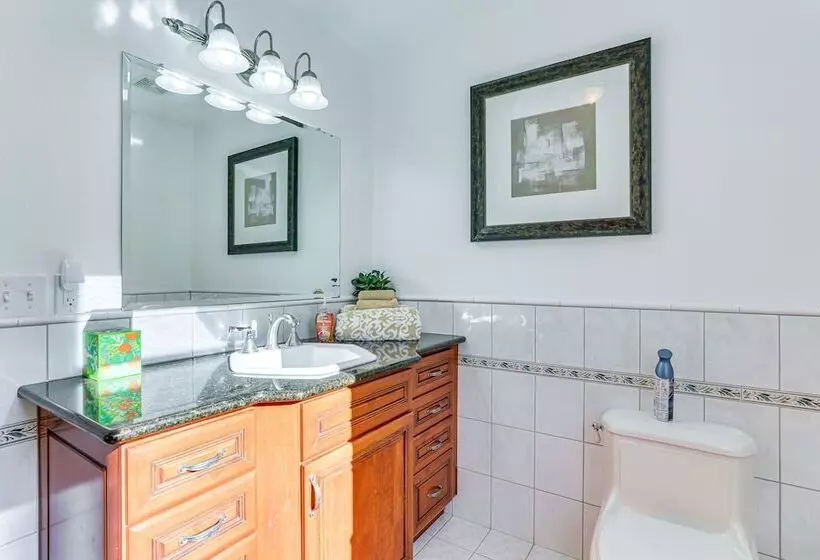 Hot Tub, Pool: 40 Acre Horse Ranch In Kiowa!