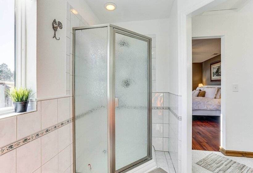 Hot Tub, Pool: 40 Acre Horse Ranch In Kiowa!