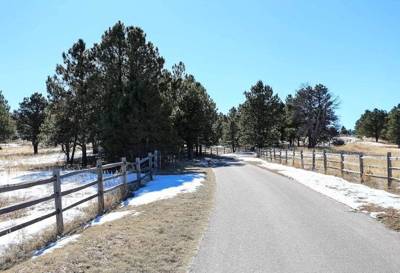 Hot Tub, Pool: 40 Acre Horse Ranch In Kiowa!
