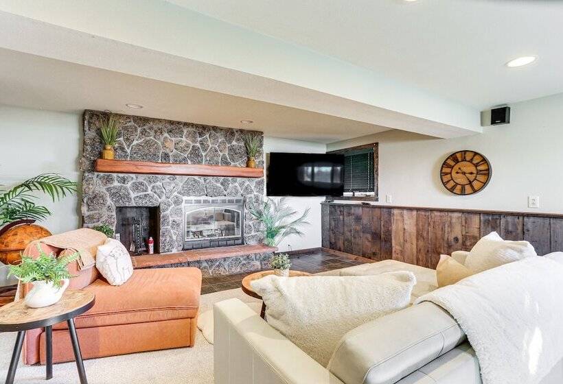 Hot Tub, Pool: 40 Acre Horse Ranch In Kiowa!