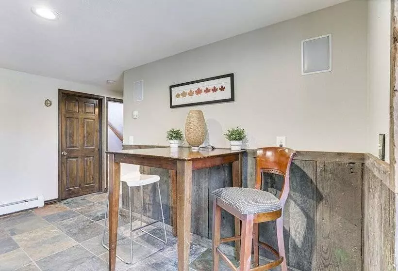 Hot Tub, Pool: 40 Acre Horse Ranch In Kiowa!