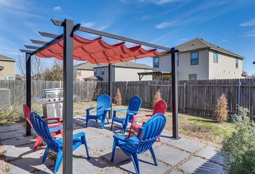 Centrally Located Austin Home W/ Private Patio!