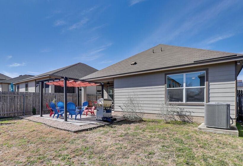 Centrally Located Austin Home W/ Private Patio!