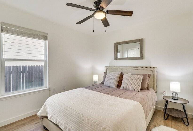 Centrally Located Austin Home W/ Private Patio!