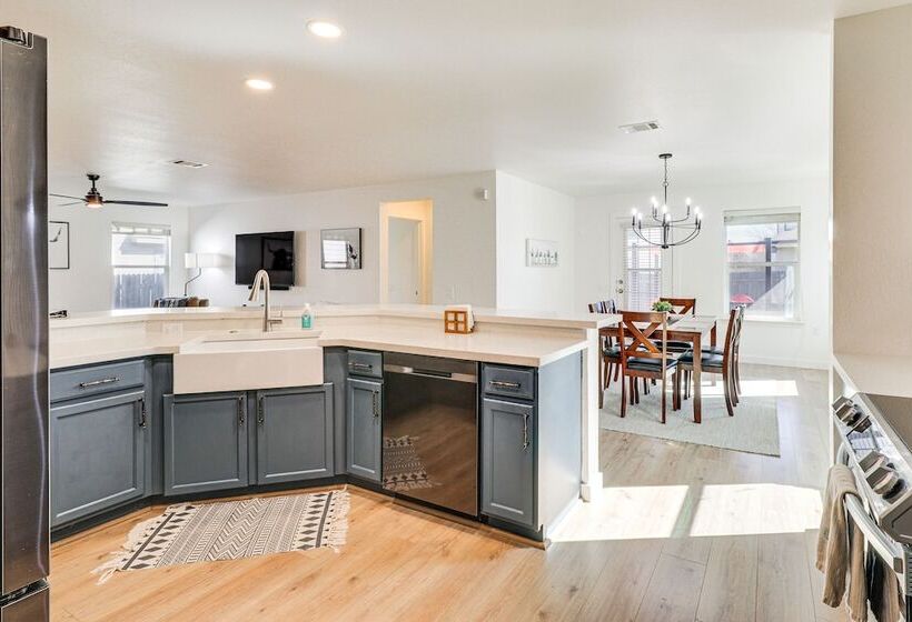 Centrally Located Austin Home W/ Private Patio!