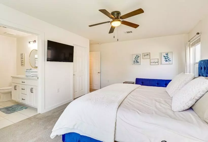 Centrally Located Austin Home W/ Private Patio!