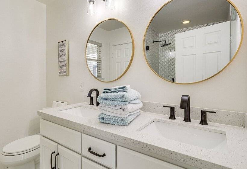 Centrally Located Austin Home W/ Private Patio!