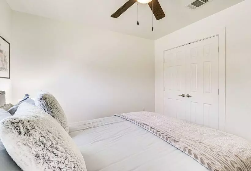 Centrally Located Austin Home W/ Private Patio!