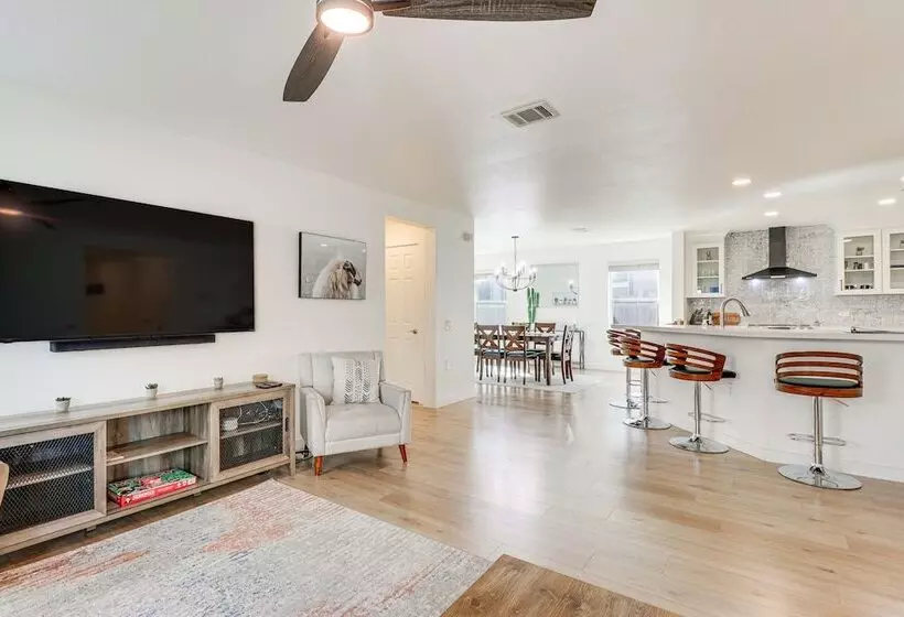 Centrally Located Austin Home W/ Private Patio!