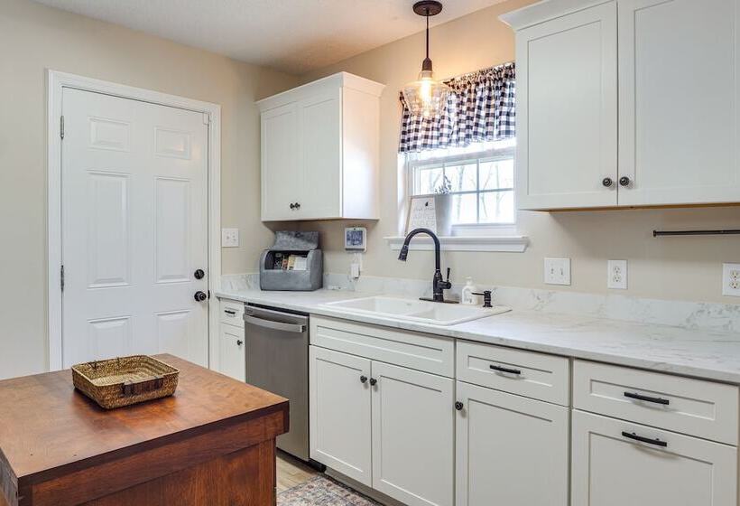 Charming Country Home W/ Deck 20 Mi To Franklin