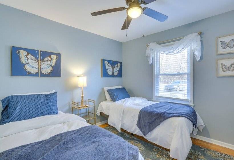 Charming Eden Home W/ Furnished Deck & Fire Pit!