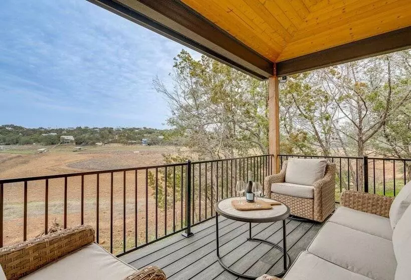 Chic Burnet Home On Lake Buchanan W/ 2 Fireplaces!