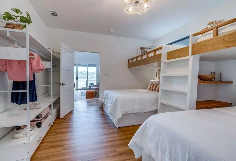 Chic Burnet Home On Lake Buchanan W/ 2 Fireplaces!