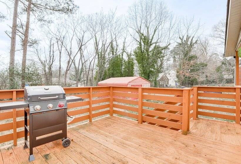 Decatur Home W/ Deck 9 Mi To State Farm Arena!